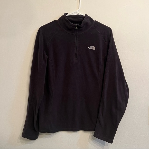 The North Face Half Zip - Picture 1 of 7